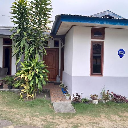 Arnolds Familly Homestay Bajawa Exterior foto