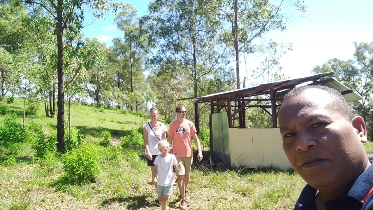 Arnolds Familly Homestay Bajawa Exterior foto